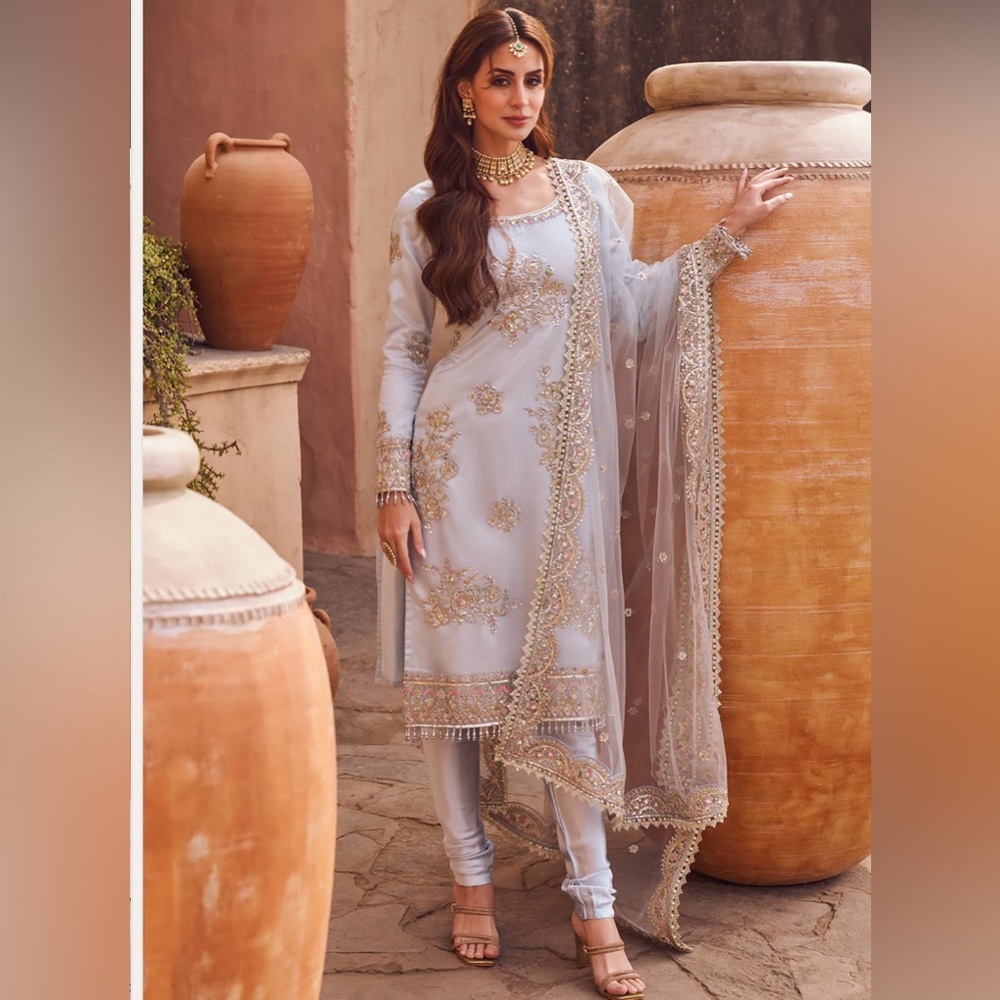 Lashkaraa Light Dusty Bluish Gray Embroidered Straight Suit